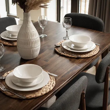 Urban Rest Docklands *