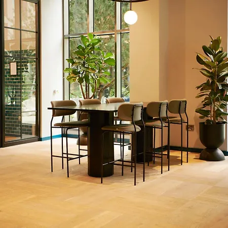 Urban Rest Docklands *